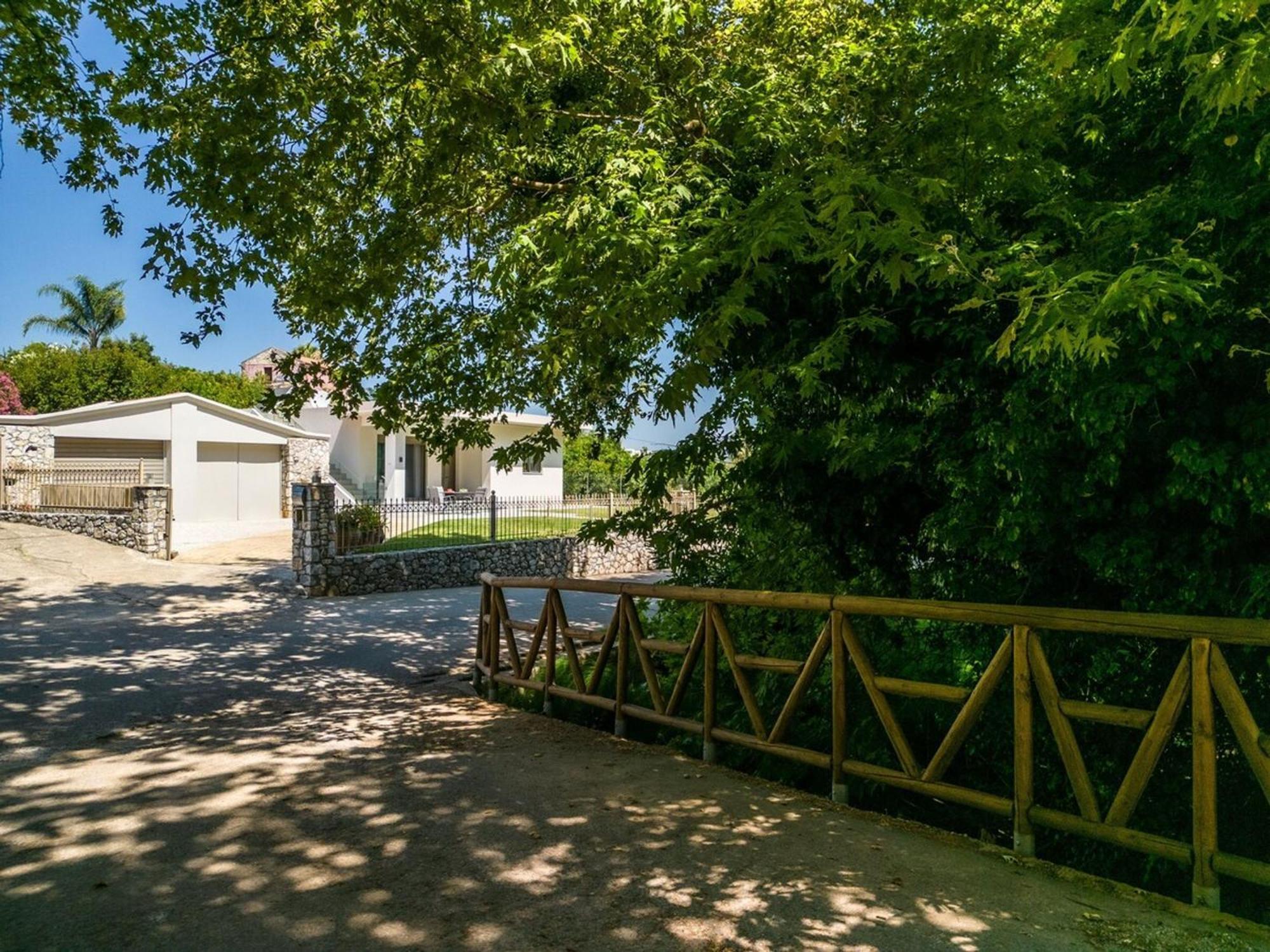 Villa Emily In Countryside Hanya Dış mekan fotoğraf